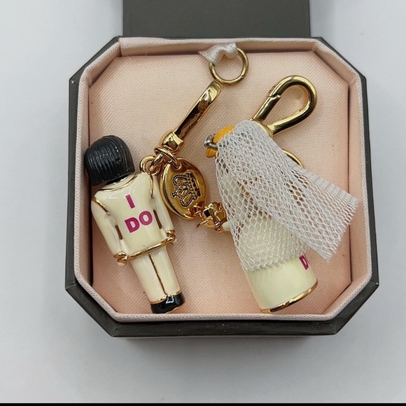 Rare Vintage 2011 Juicy Couture Wedding Charm Set (Bride and Groom) + box! - Picture 2 of 5